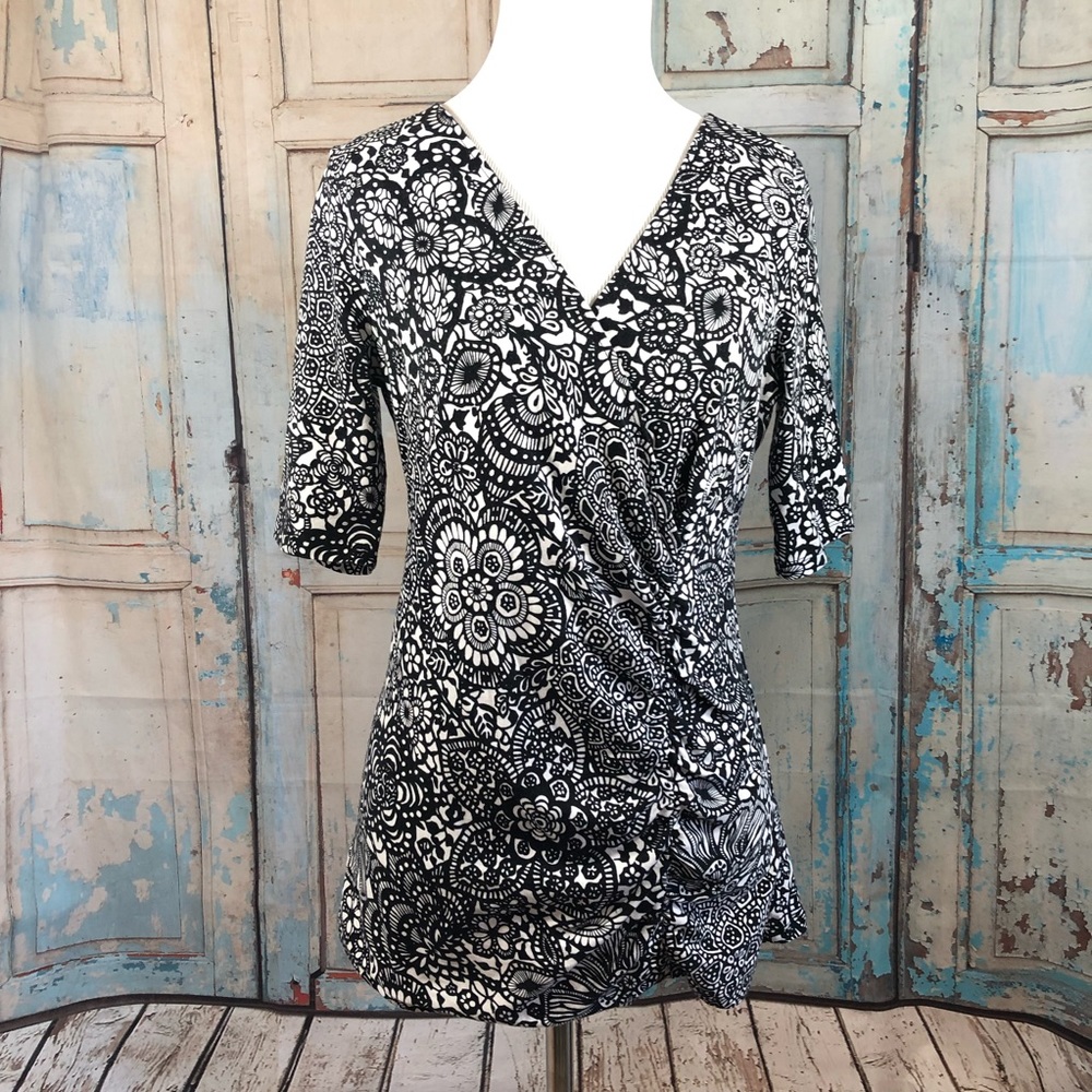 Ann Taylor Black And White Blouse